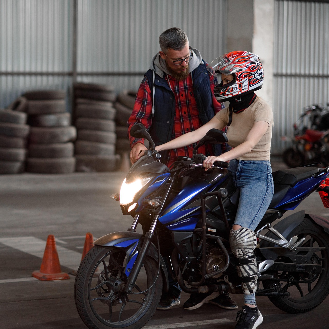 WX老号发卡网:平台购买苹果